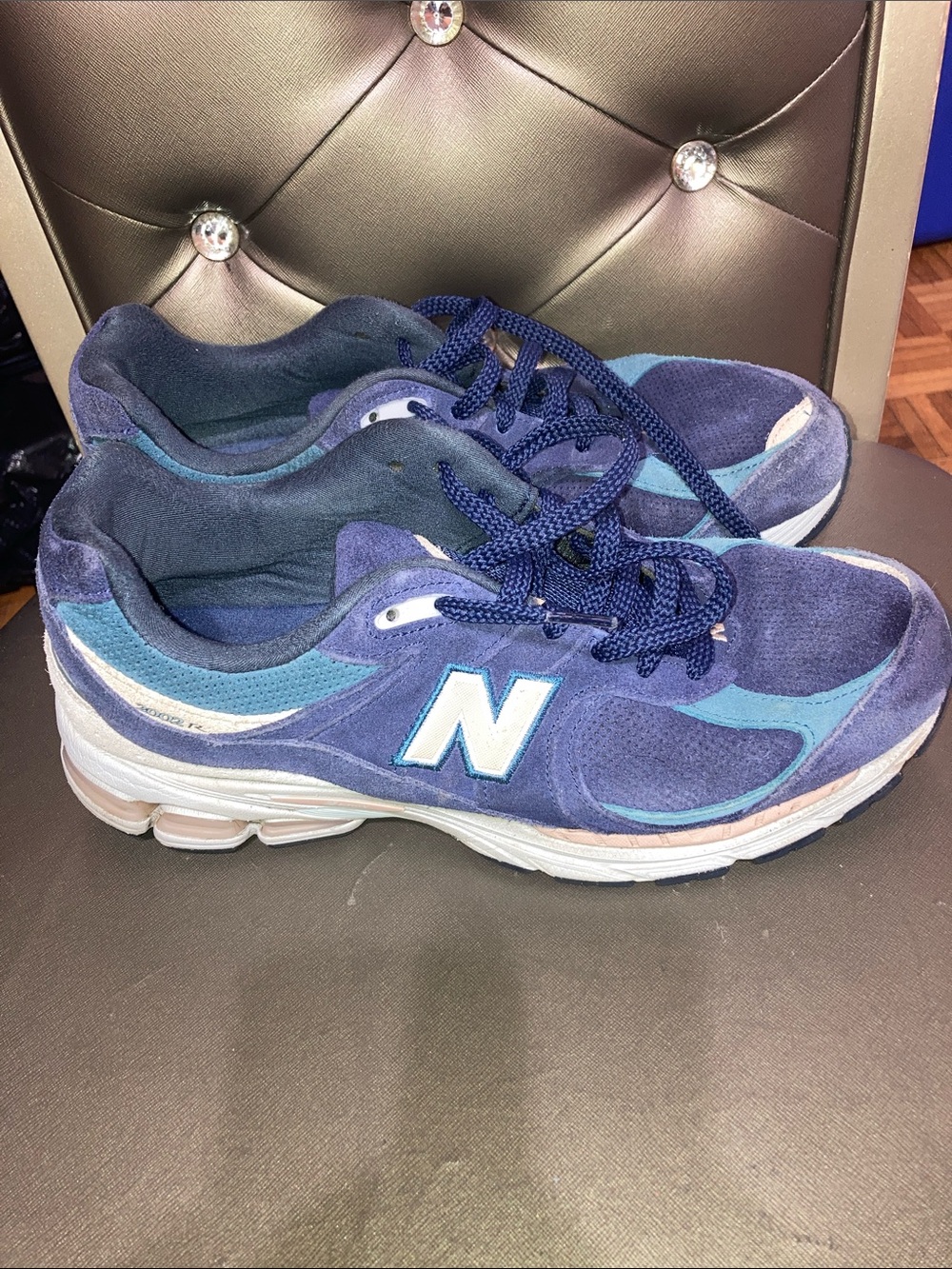 New Balance 2002R Navy, green, grey and peach coloured Sneakers